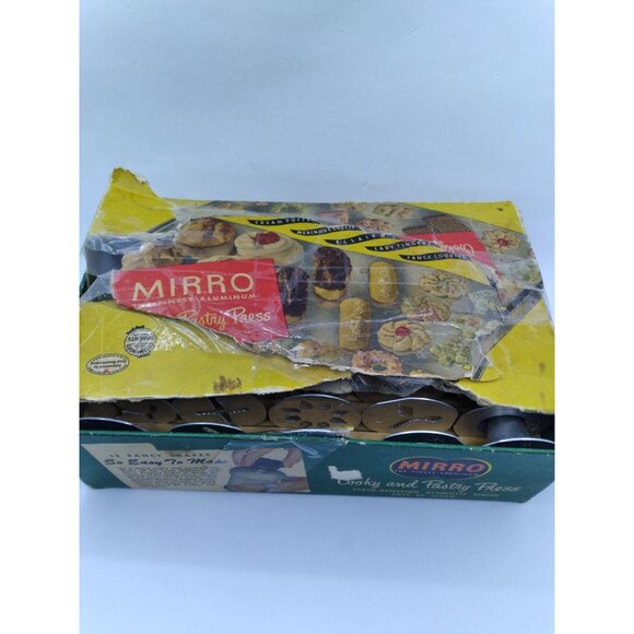 Vtg. Mirro Cookie And Pastry Press Aluminum in original box with 12 discs 3 tips - Picture 2 of 11